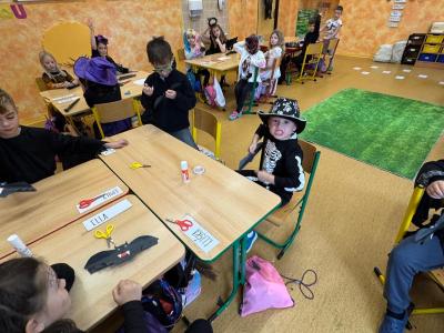 047ddbfe-67ef-48f3-85df-f43f73e16938