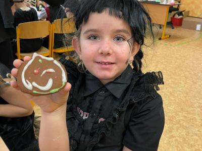 e7aa6b6a-fc20-4e15-a6ad-0ba8a11259b1