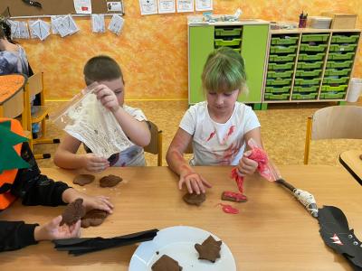 d1d43d82-57ae-4274-9ab5-8561c0d45d5b